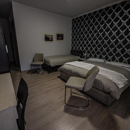 Il Triclinio B&B Piazza Armerina Bagian luar foto