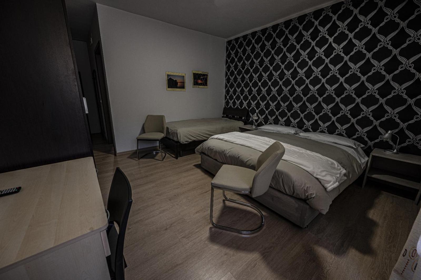 Il Triclinio B&B Piazza Armerina Bagian luar foto