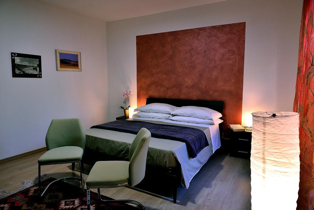 Il Triclinio B&B Piazza Armerina Bagian luar foto