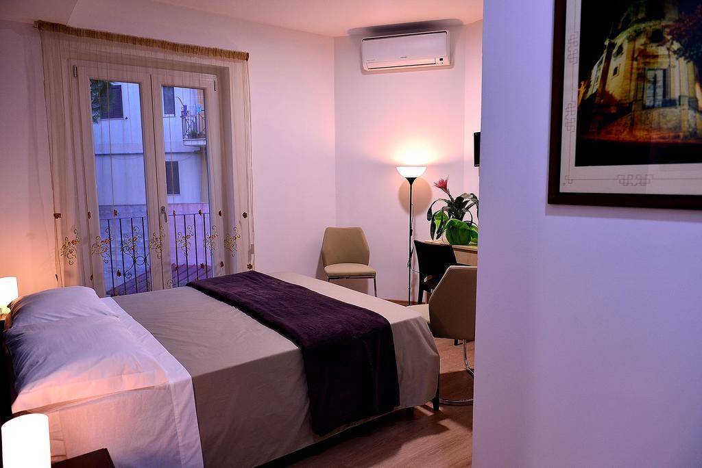 Il Triclinio B&B Piazza Armerina Bagian luar foto